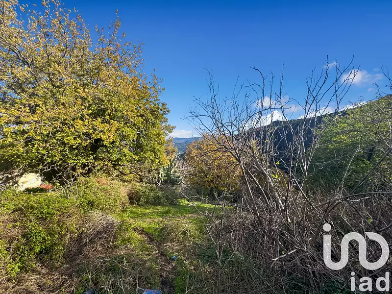 Terrain, 842 m²