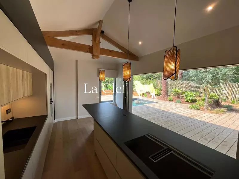 Maison, 174 m²