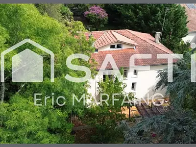 Maison, 282 m²