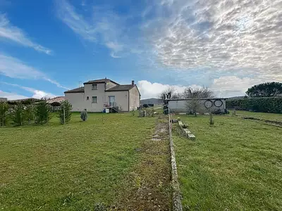 Maison, 159 m²