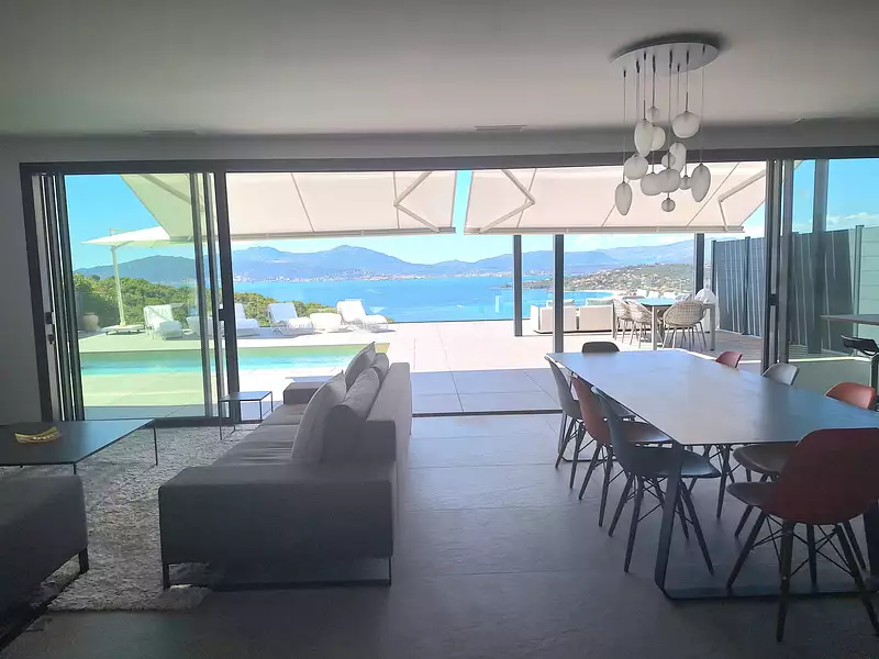 Maison, 211 m²