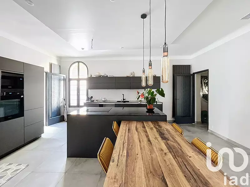 Maison, 388 m²