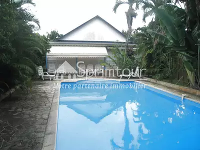 Maison, 200 m²