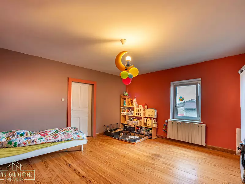 Maison, 180 m²