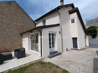 Maison, 94 m²