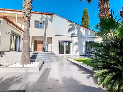 Maison, 257 m²