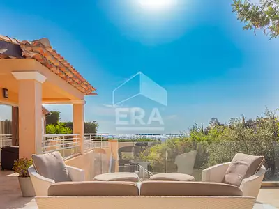 Maison, 220 m²