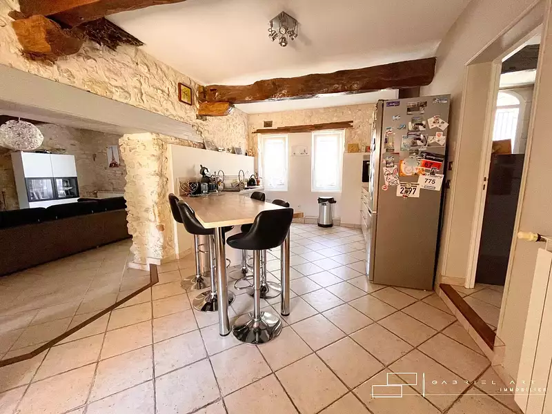 Maison, 180 m²