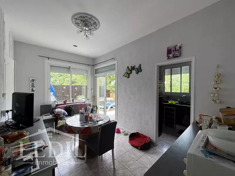 Maison, 223 m²