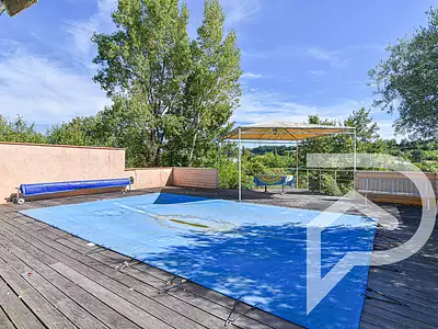 Maison, 242 m²