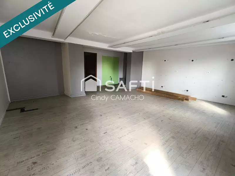 Immeuble, 310 m²