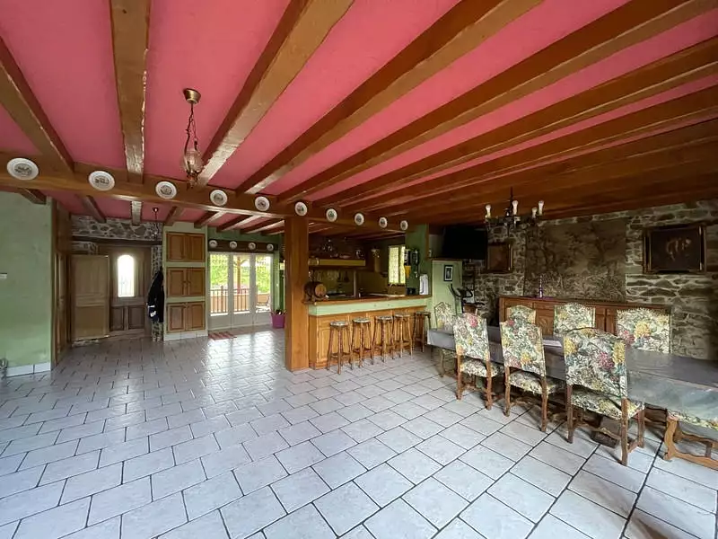 Maison, 600 m²