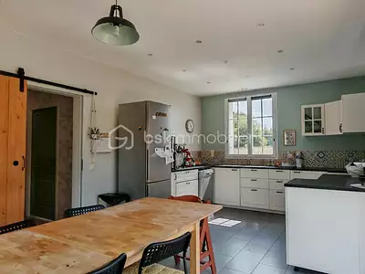 Maison, 186 m²