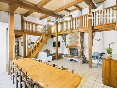 Maison, 250 m²