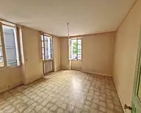 Immeuble, 216 m²