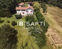 Maison, 226 m²