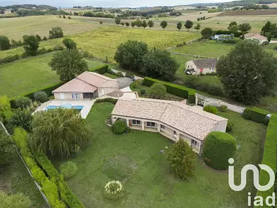 Maison, 205 m²