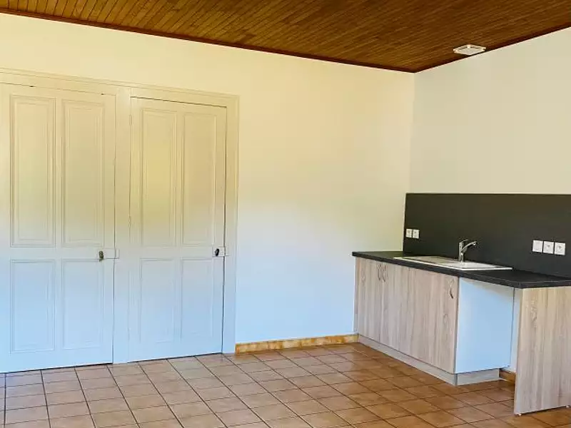 Maison, 196 m²