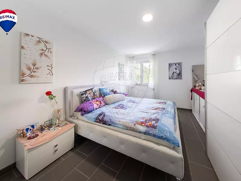 Maison, 207 m²