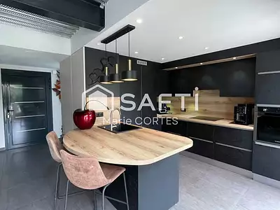 Maison, 114 m²