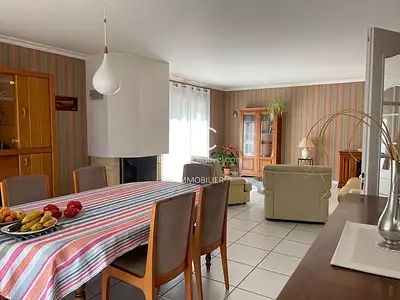 Maison, 122 m²