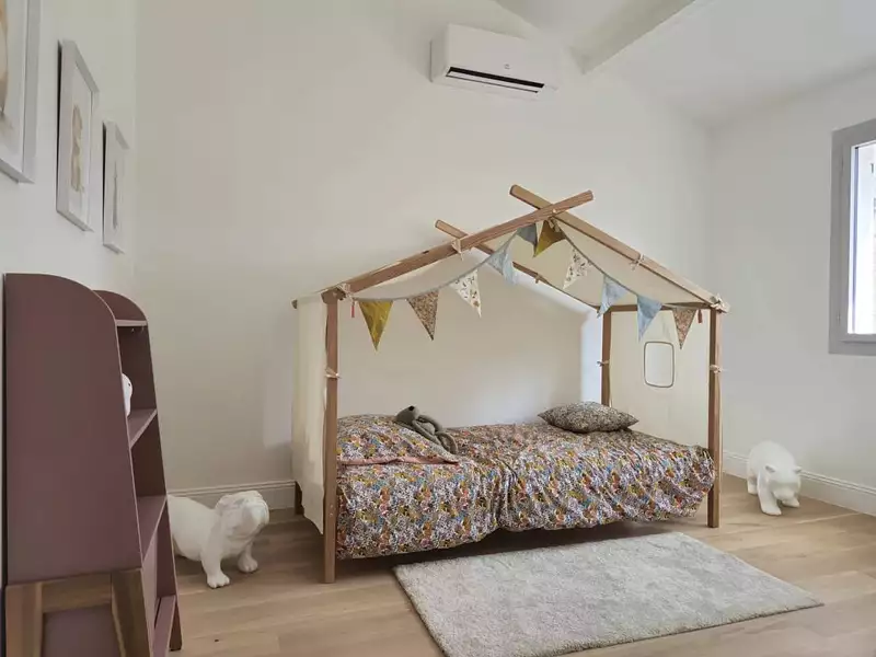 Maison, 250 m²