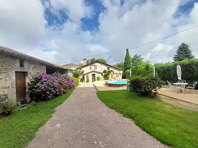 Maison, 275 m²