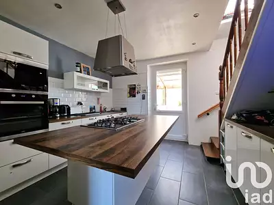 Maison, 151 m²