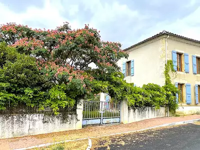 Maison, 236,7 m²