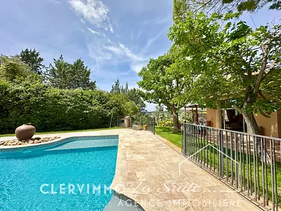 Maison, 180 m²