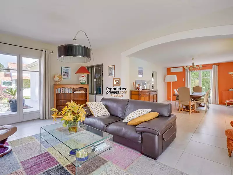 Maison, 181 m²