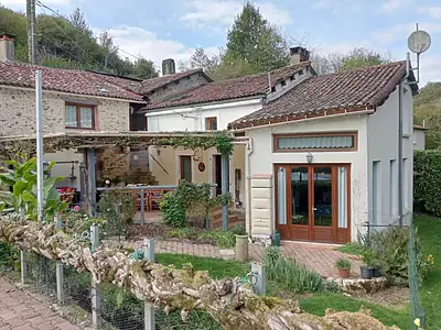 Maison, 285 m²