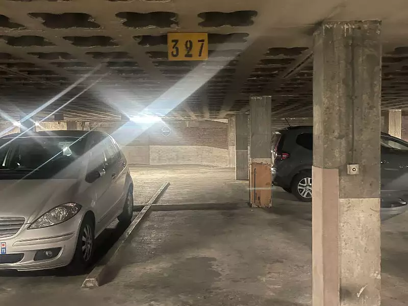 Parking, 9,86 m²