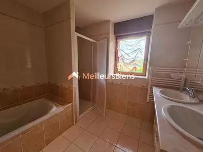 Maison, 187 m²