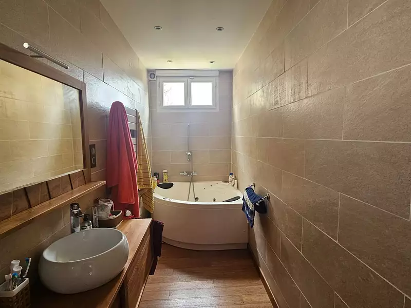 Maison, 105 m²