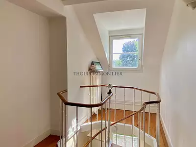 Maison, 233 m²