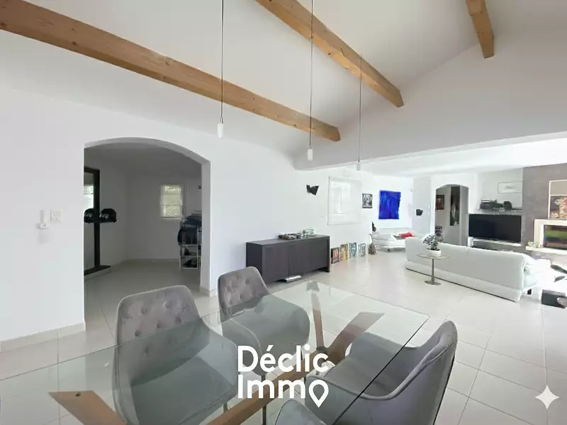 Maison, 173,74 m²