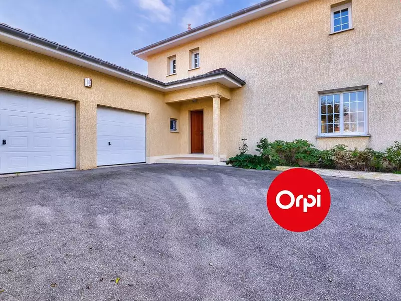 Maison, 302 m²