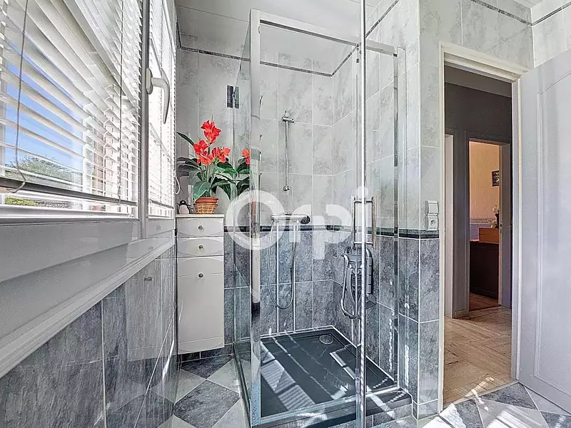 Maison, 174 m²