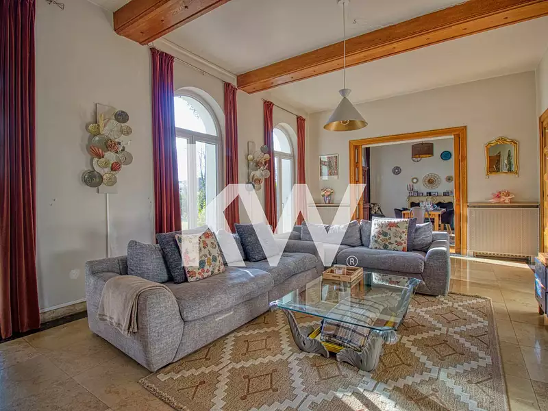 Maison, 378 m²