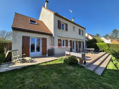 Maison, 217 m²