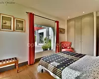Maison, 201 m²