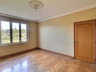 Maison, 195 m²