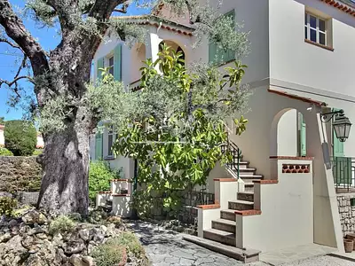 Maison, 144,49 m²