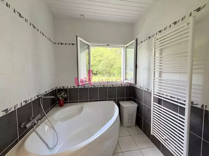 Maison, 175 m²