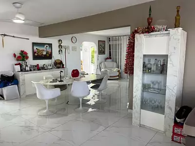Maison, 360 m²