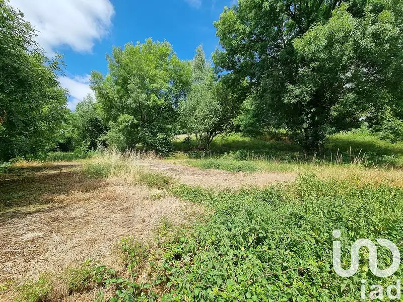 Terrain, 8 364 m²