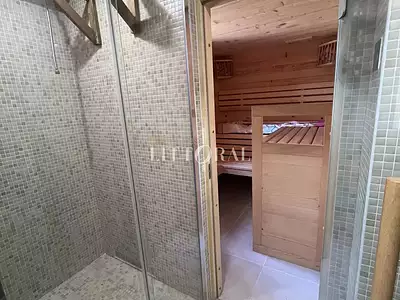 Maison, 280 m²