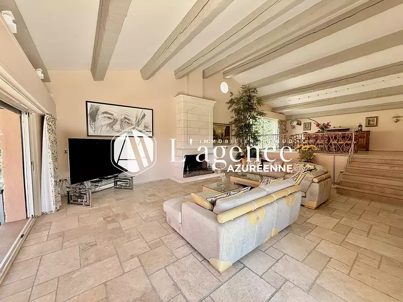 Maison, 230 m²