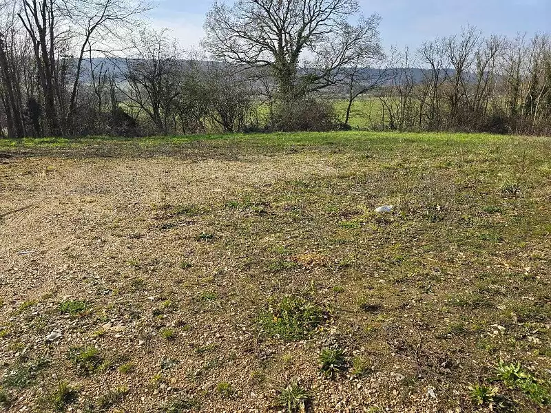 Terrain, 1 071 m²